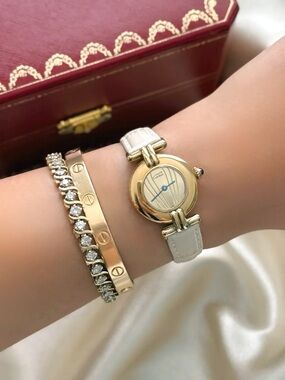 AUTHENTIC VINTAGE CARTIER BEIGE LEATHER WATCH - WITH BOX